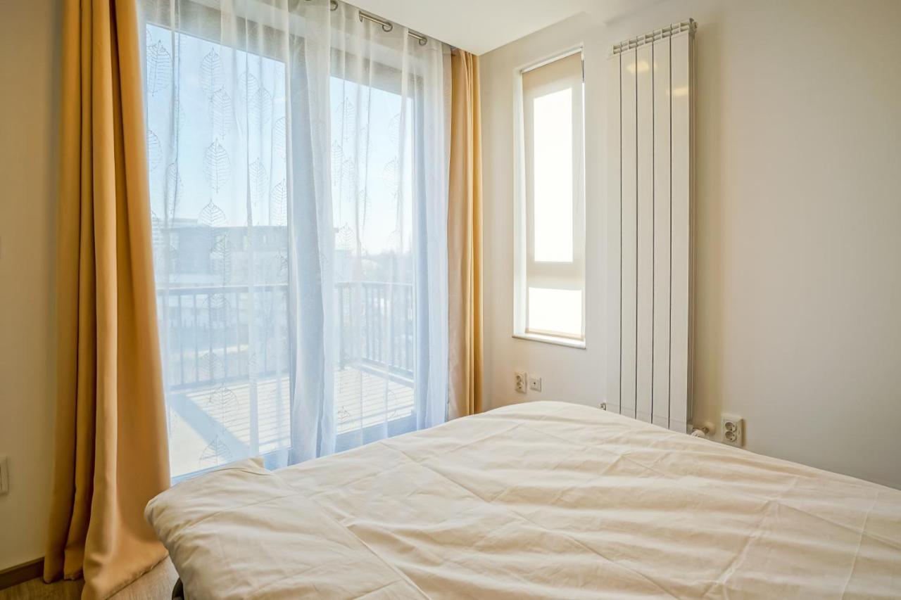Bright Apartments Moments Away From Herastrau Park, Mall And Metro Βουκουρέστι Εξωτερικό φωτογραφία