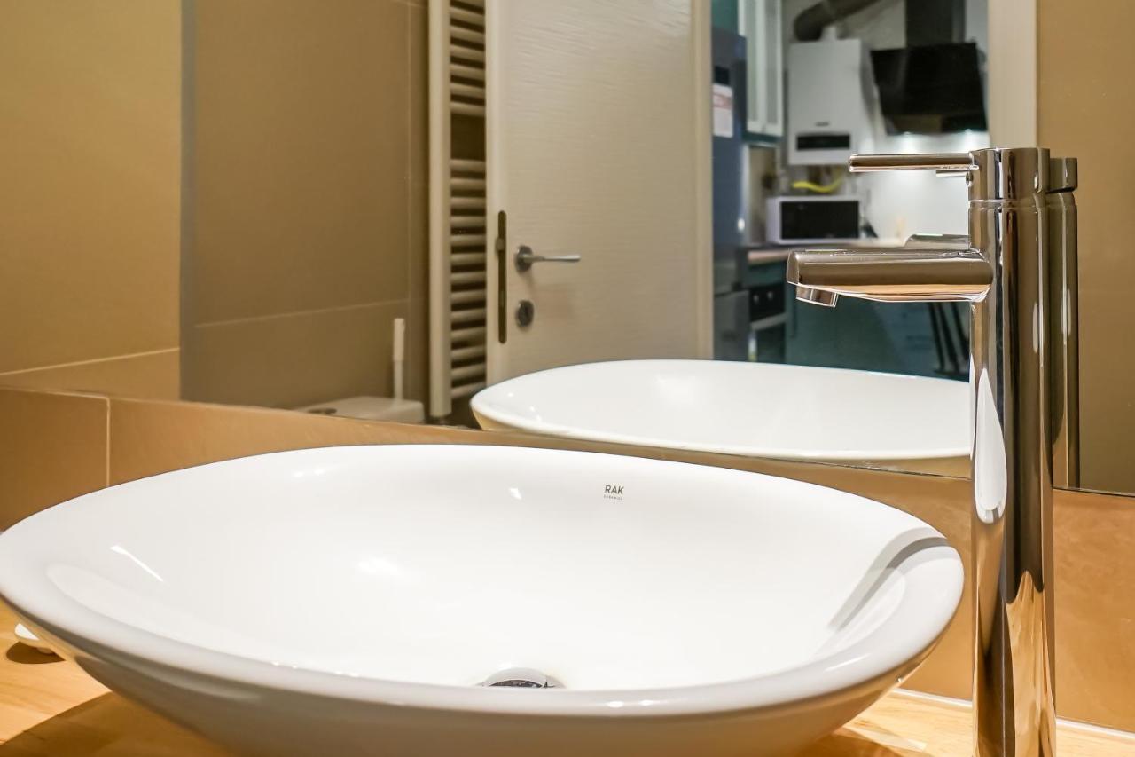 Bright Apartments Moments Away From Herastrau Park, Mall And Metro Βουκουρέστι Εξωτερικό φωτογραφία