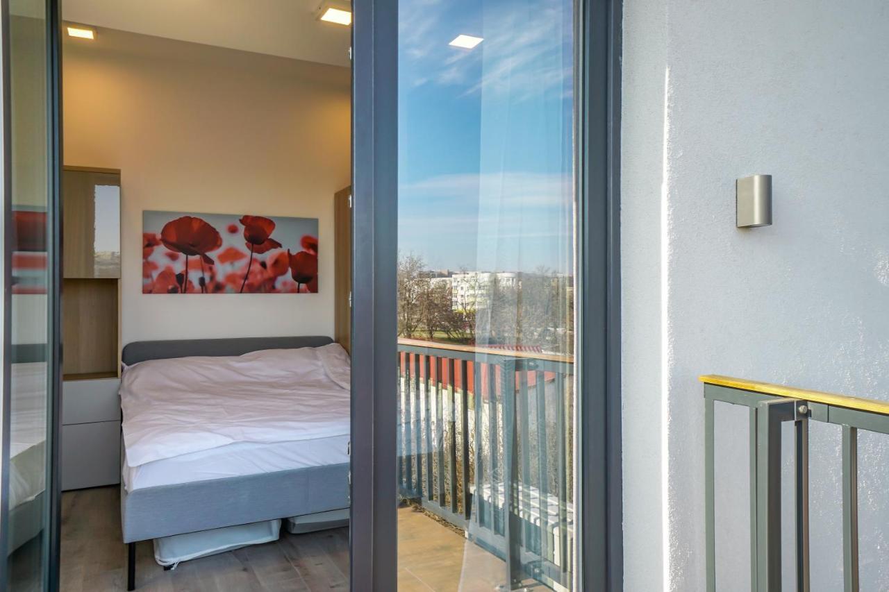 Bright Apartments Moments Away From Herastrau Park, Mall And Metro Βουκουρέστι Εξωτερικό φωτογραφία