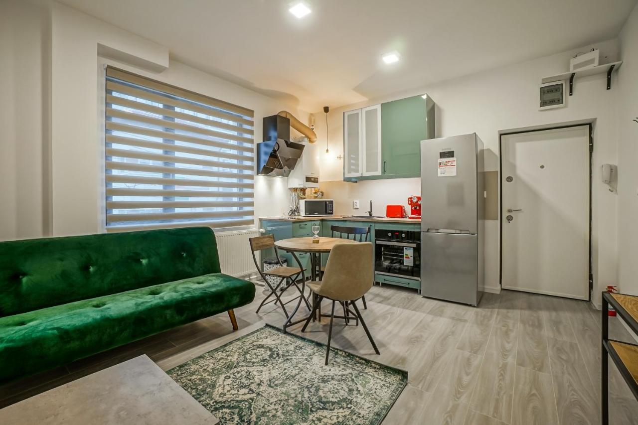 Bright Apartments Moments Away From Herastrau Park, Mall And Metro Βουκουρέστι Εξωτερικό φωτογραφία