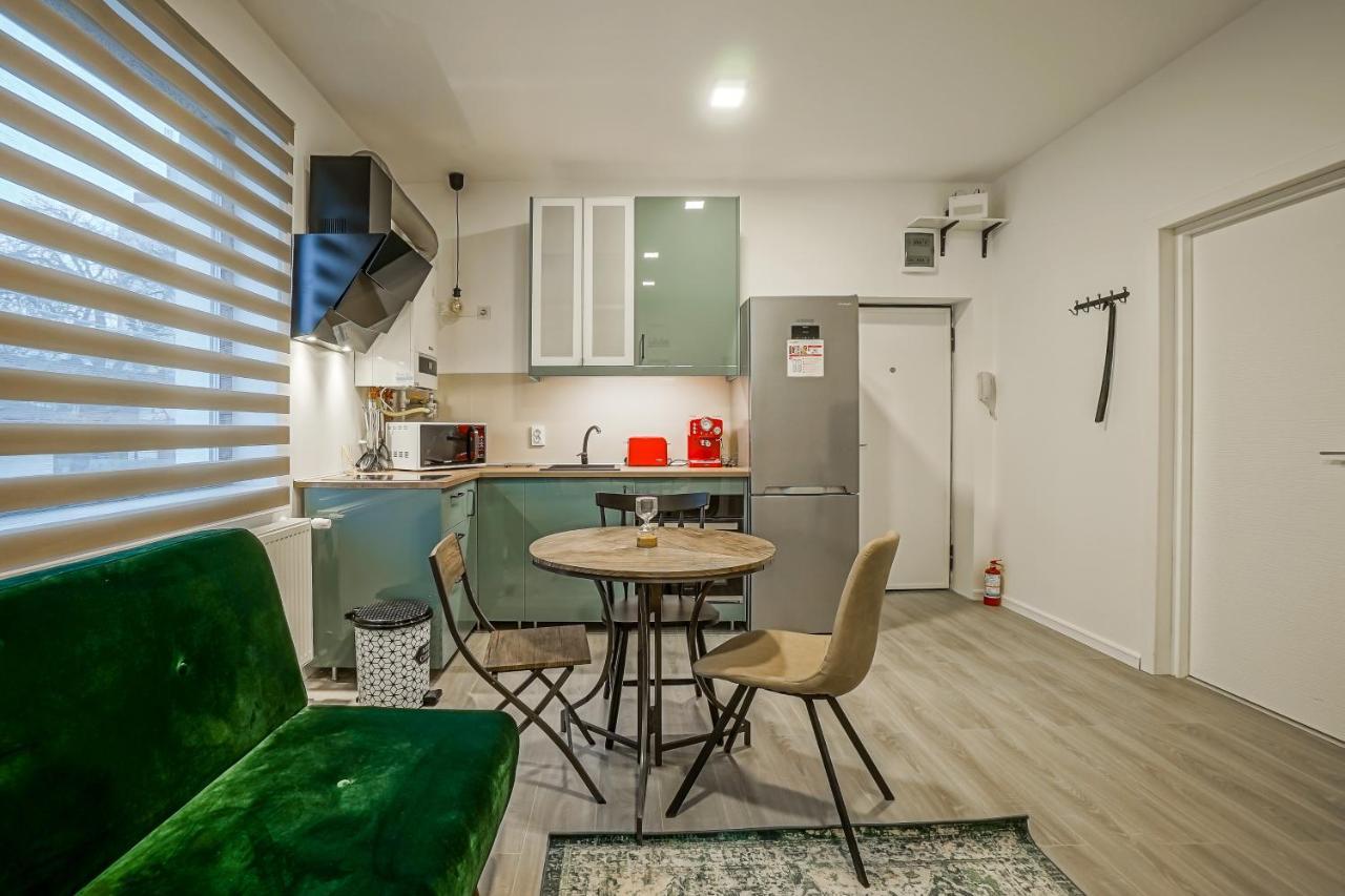 Bright Apartments Moments Away From Herastrau Park, Mall And Metro Βουκουρέστι Εξωτερικό φωτογραφία