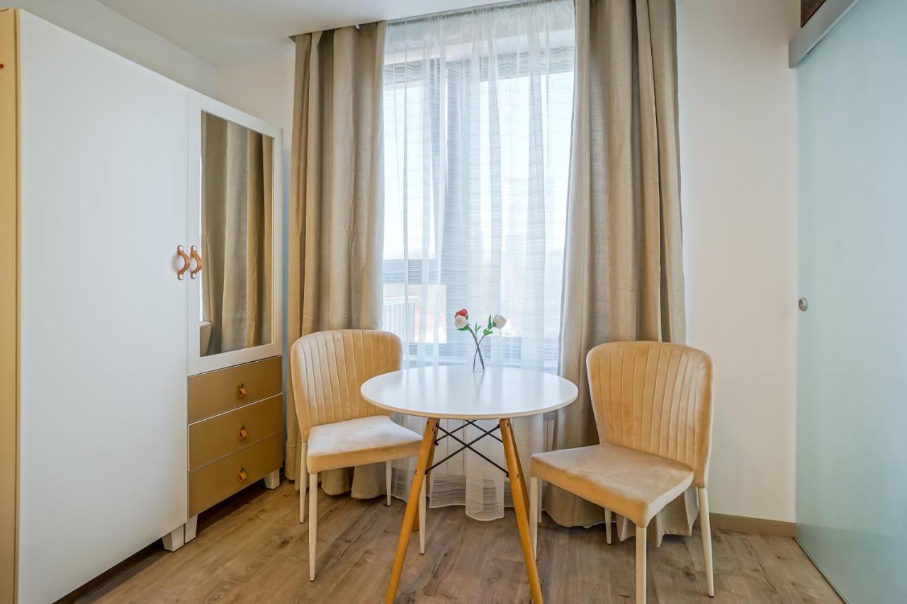 Bright Apartments Moments Away From Herastrau Park, Mall And Metro Βουκουρέστι Εξωτερικό φωτογραφία