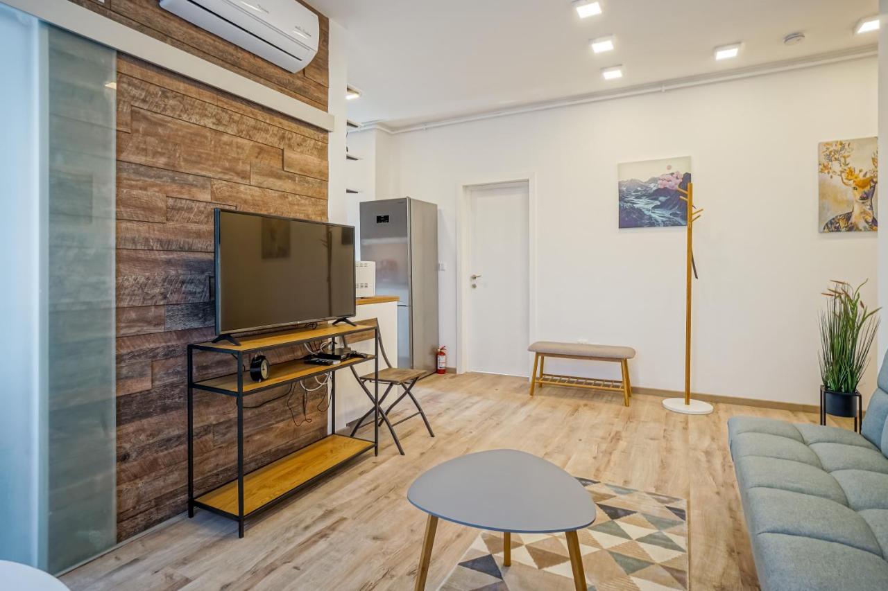 Bright Apartments Moments Away From Herastrau Park, Mall And Metro Βουκουρέστι Εξωτερικό φωτογραφία