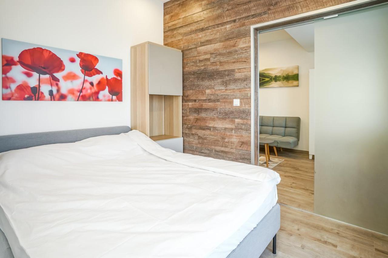 Bright Apartments Moments Away From Herastrau Park, Mall And Metro Βουκουρέστι Εξωτερικό φωτογραφία