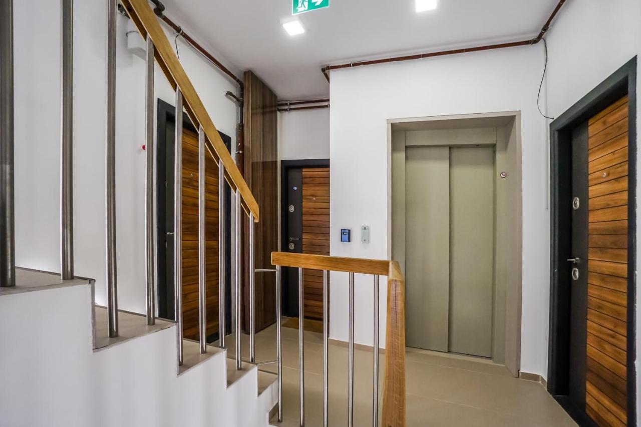 Bright Apartments Moments Away From Herastrau Park, Mall And Metro Βουκουρέστι Εξωτερικό φωτογραφία