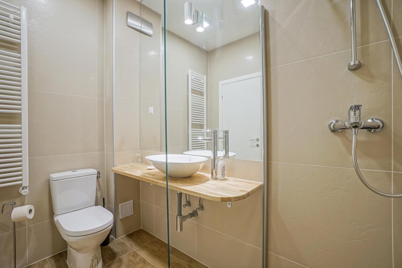 Bright Apartments Moments Away From Herastrau Park, Mall And Metro Βουκουρέστι Εξωτερικό φωτογραφία