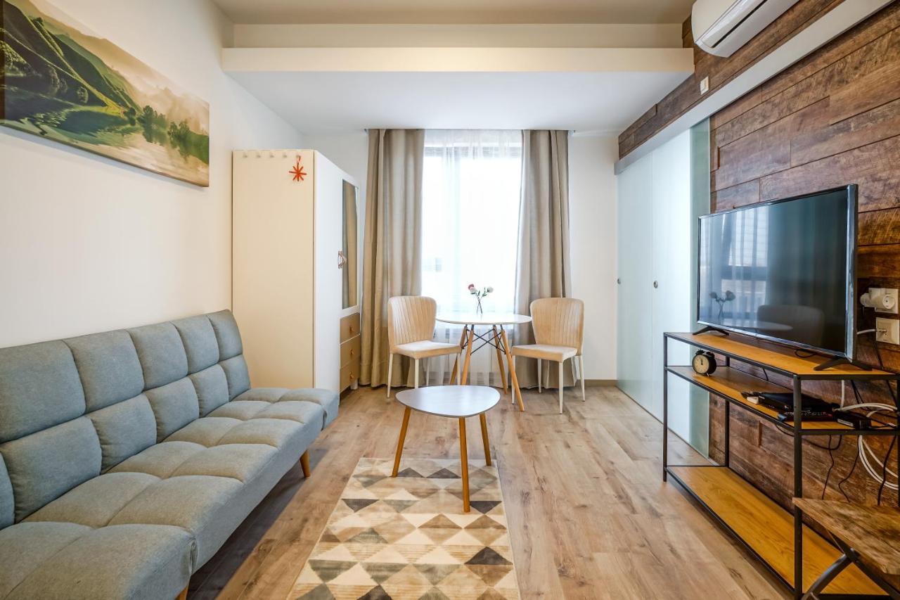 Bright Apartments Moments Away From Herastrau Park, Mall And Metro Βουκουρέστι Εξωτερικό φωτογραφία